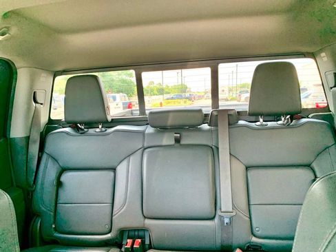 Used 2023 GMC Sierra 1500 Elevation w/ Elevation Premium Package RWD image 19