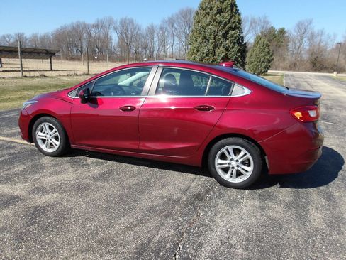 Used 2016 Chevrolet Cruze LT w/ Convenience Package image 12