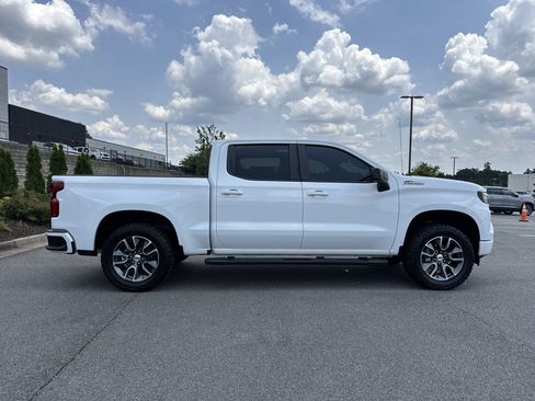 Used 2022 Chevrolet Silverado 1500 RST w/ Convenience Package II AWD/4WD image 11