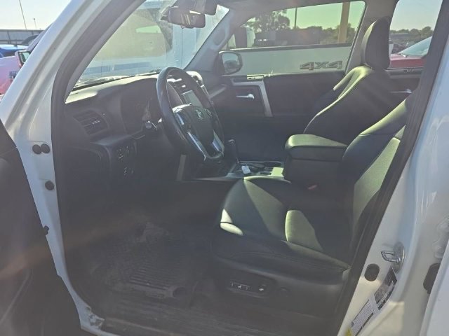 Used 2023 Toyota 4Runner SR5 Premium w/ Moonroof Package AWD/4WD image 18