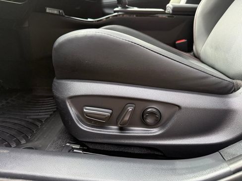 Certified 2024 Toyota Prius Prime FWD image 16