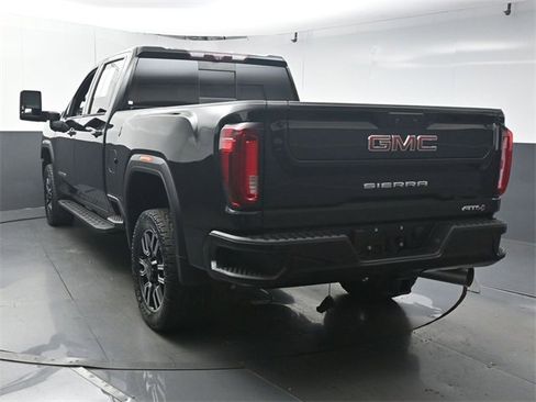 Used 2020 GMC Sierra 2500 AT4 w/ AT4 Premium Package image 6