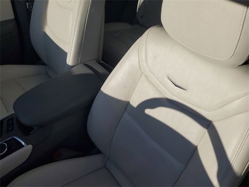 Certified 2024 Cadillac XT6 Premium Luxury w/ LPO, Floor Liner Package image 27