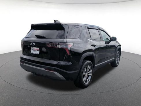 Used 2026 Chevrolet Equinox LT FWD image 5