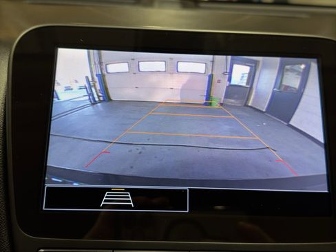 Used 2022 Chevrolet Malibu LT image 26