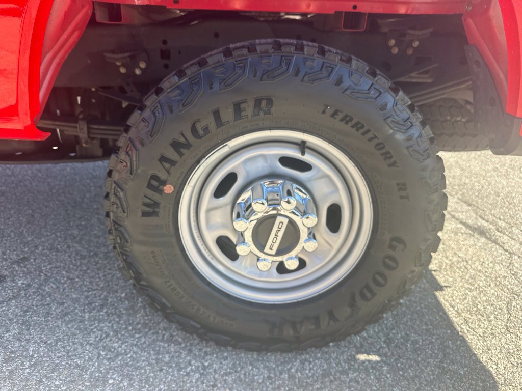 Used 2023 Ford F350 XL w/ STX Appearance Package AWD/4WD image 27