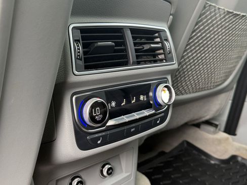 Used 2018 Audi Q7 3.0T Prestige AWD/4WD image 42