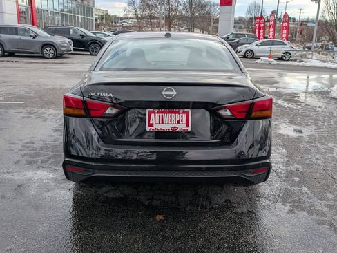 Certified 2025 Nissan Altima 2.5 S FWD image 4
