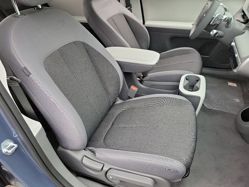 New 2024 Hyundai Ioniq 5 SEL AWD/4WD image 16