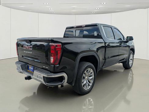 Used 2021 GMC Sierra 1500 SLE w/ Preferred Package RWD image 5