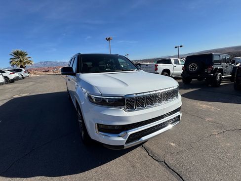 Used 2023 Jeep Grand Wagoneer L Series II image 7