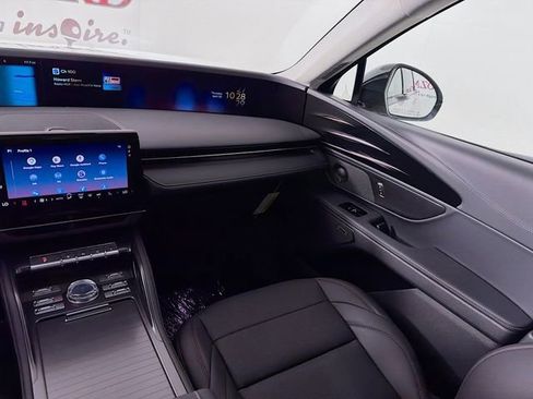 New 2026 Lincoln Nautilus Premier w/ Equipment Group 102A AWD/4WD image 26