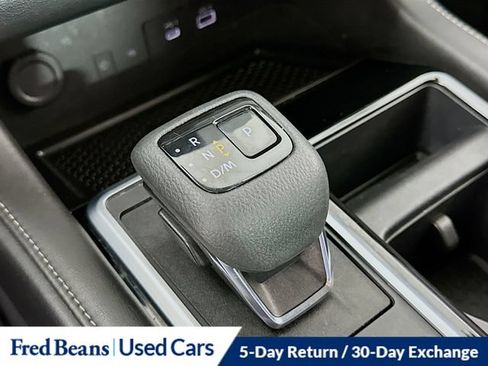 Used 2023 Nissan Pathfinder SL AWD/4WD image 20