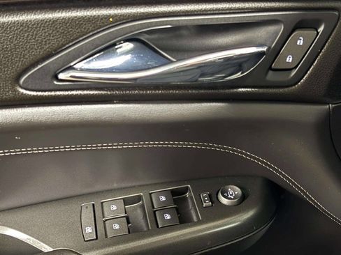 Used 2012 Cadillac SRX Luxury FWD image 29