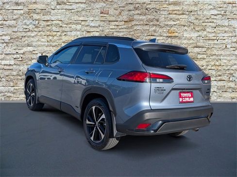 Used 2024 Toyota Corolla Cross XSE w/ Convenience Package image 4