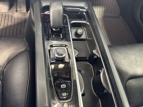 Used 2024 Volvo S60 B5 Core AWD/4WD image 13