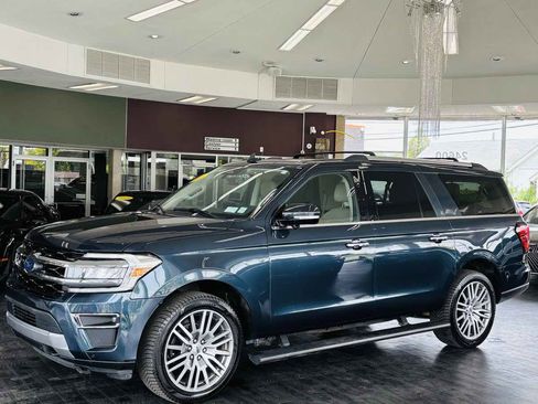 Used 2022 Ford Expedition Max Limited AWD/4WD image 16