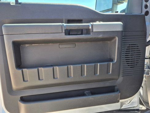 Used 2015 Ford F350 Lariat w/ Lariat Interior Package AWD/4WD image 10