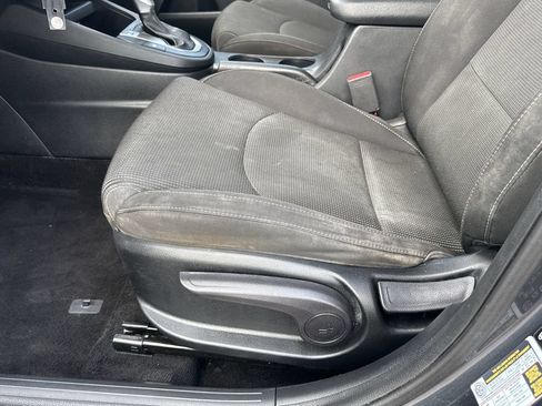 Used 2019 Kia Forte Sedan FWD image 13