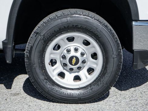 Used 2022 Chevrolet Silverado 3500 W/T w/ WT Convenience Package AWD/4WD image 39