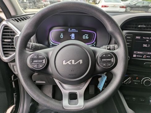 Used 2023 Kia Soul LX w/ Option Group 015 image 15