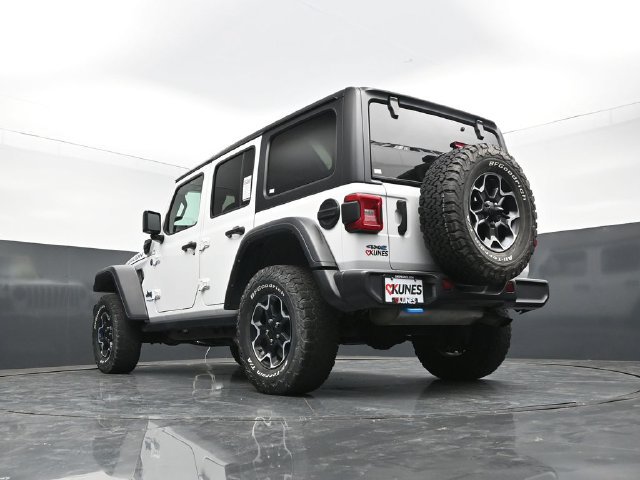 Used 2022 Jeep Wrangler Unlimited Rubicon 4xe w/ Cold Weather Group AWD/4WD image 59
