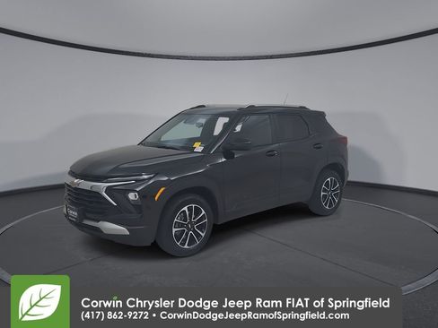 Used 2025 Chevrolet TrailBlazer LT image 7