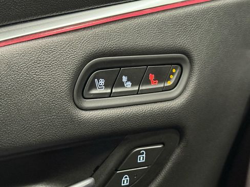 Used 2023 Cadillac Escalade Sport image 10