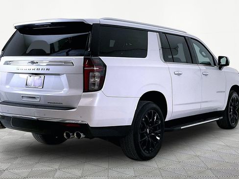 Used 2024 Chevrolet Suburban Premier w/ Premium Package 2 AWD/4WD image 6