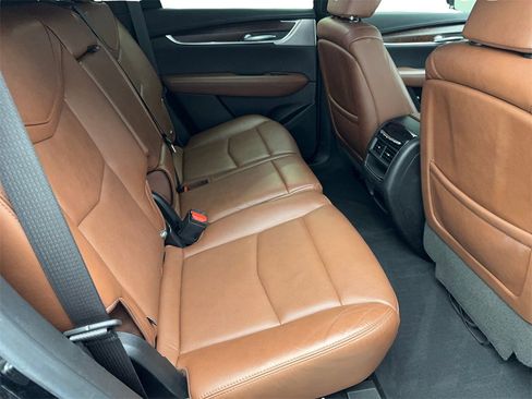 Used 2021 Cadillac XT5 Premium Luxury image 39