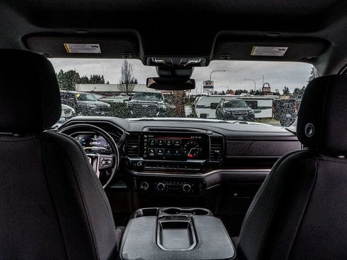 Used 2023 GMC Sierra 1500 SLE AWD/4WD image 41