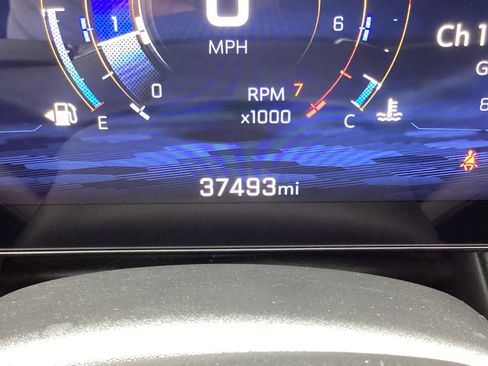 Used 2025 Chevrolet Equinox LT w/ Convenience Package II FWD image 3