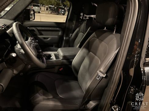 Used 2025 Land Rover Defender 110 X image 23