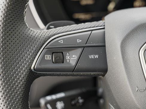 Certified 2025 Audi SQ5 Premium Plus image 18