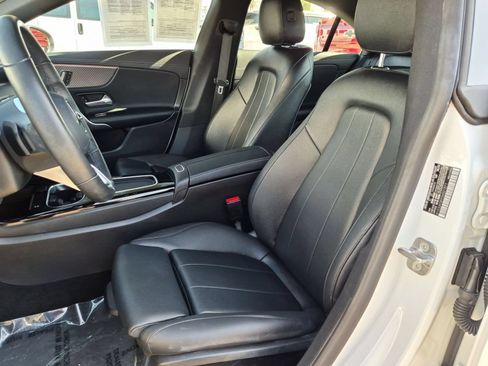 Used 2025 Mercedes-Benz CLA 250 image 21