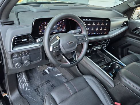Used 2025 Chevrolet Tahoe RST w/ Comfort Package RWD image 12