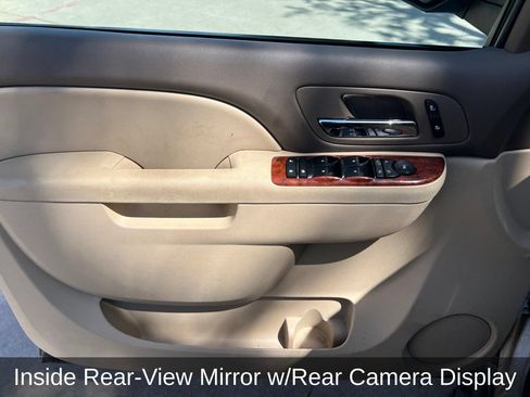 Used 2014 Chevrolet Suburban LT w/ Texas Edition RWD image 10