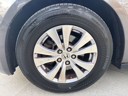 Used 2016 Honda Odyssey SE image 11