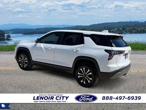 Used 2025 Chevrolet Equinox LT AWD/4WD image 5