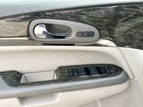 Used 2014 Buick Enclave Leather image 21