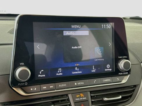 Used 2024 Nissan Altima 2.5 SR FWD image 14
