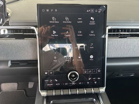 New 2026 GMC Sierra EV Elevation w/ LPO, Elevation Dark Package image 23