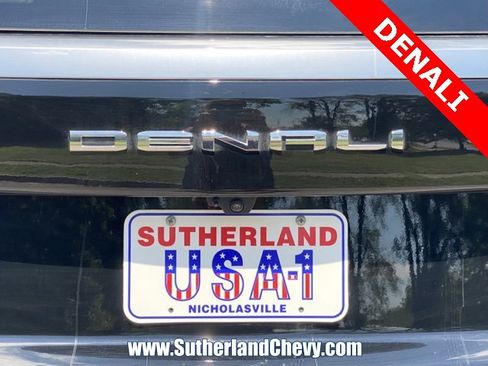 Certified 2025 GMC Yukon XL Denali image 12