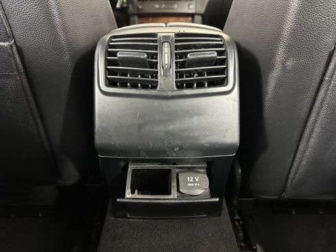 Used 2011 Mercedes-Benz E 350 4MATIC Sedan image 28