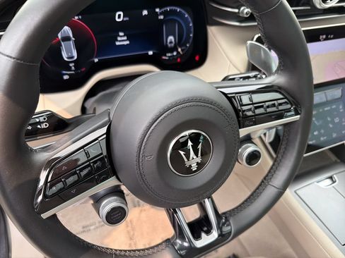 Used 2023 Maserati Grecale GT AWD/4WD image 22