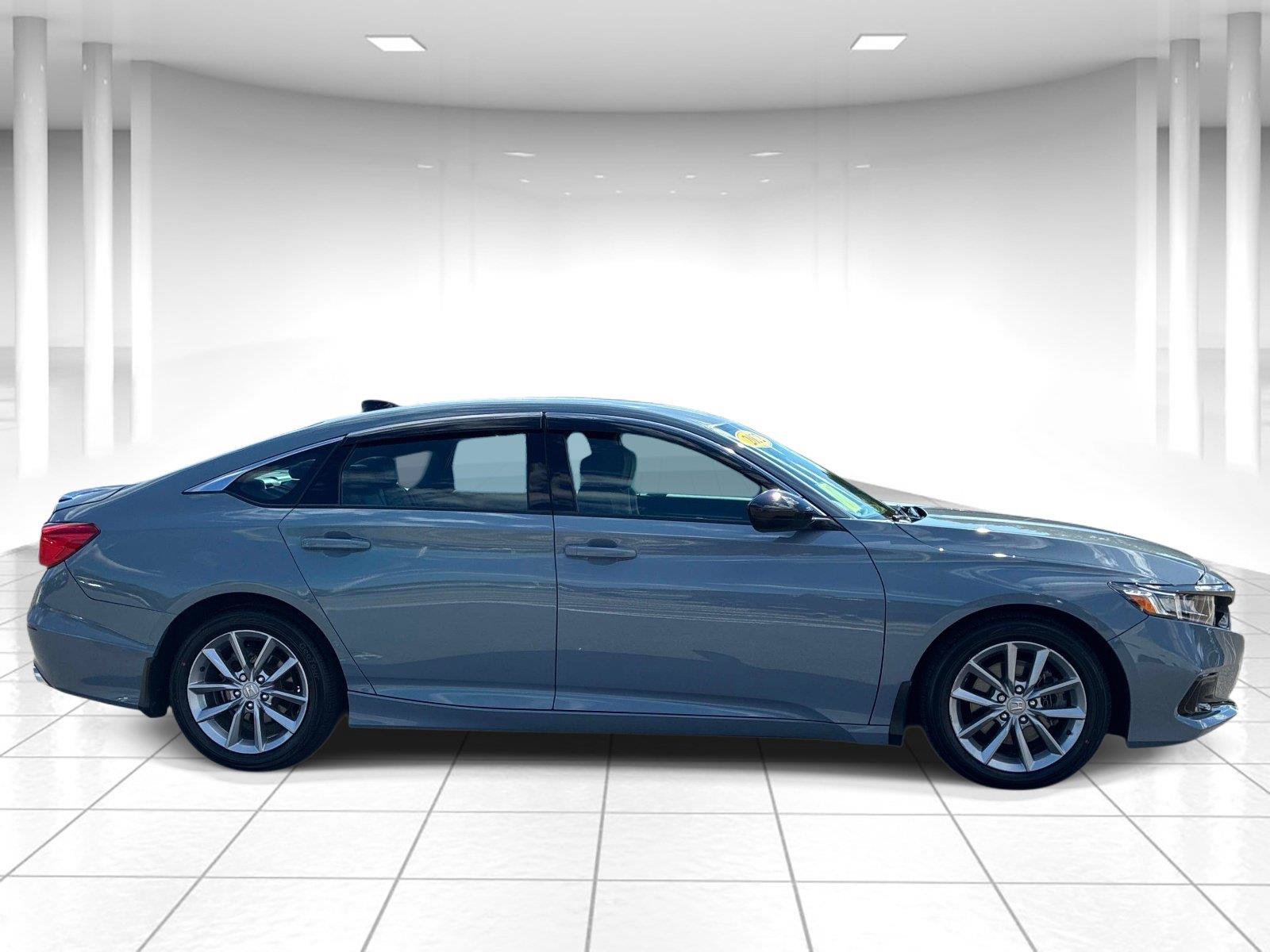 Used 2022 Honda Accord Sport image 8