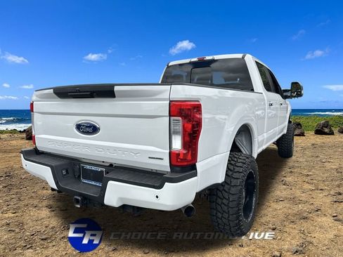 Used 2019 Ford F250 Lariat w/ Lariat Value Package image 8