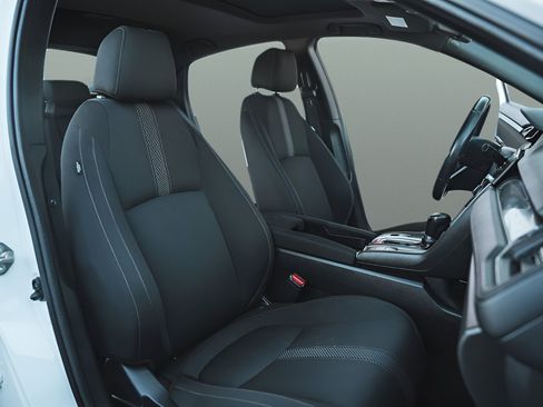 Used 2020 Honda Civic EX image 14