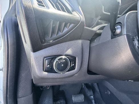 Used 2016 Ford Transit Connect XL FWD image 15