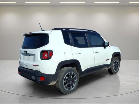 Used 2023 Jeep Renegade Trailhawk AWD/4WD image 3